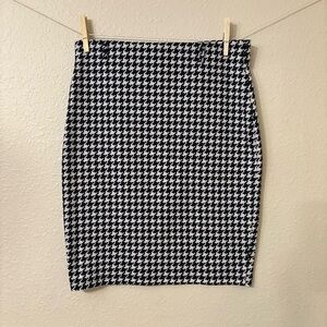 Stretch Pencil Skirt Black and White by Brat Star